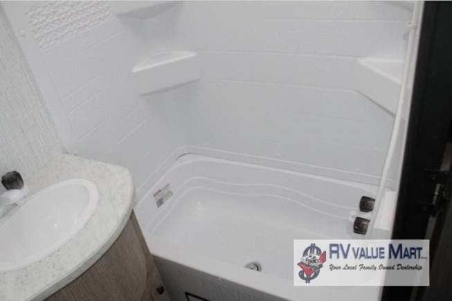  Heartland prowler Travel Trailer