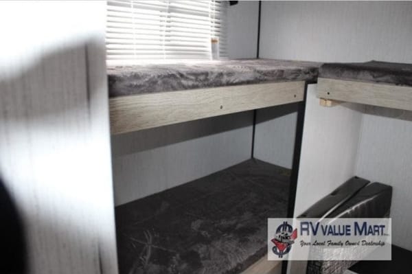 Heartland prowler Travel Trailer