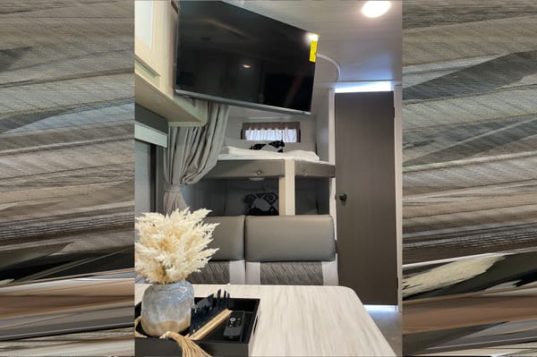 MEET LINCOLN OUR LUX RV, ASK ABOUT OUR ADDONS.