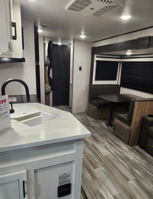 Comsasco Staycation Station