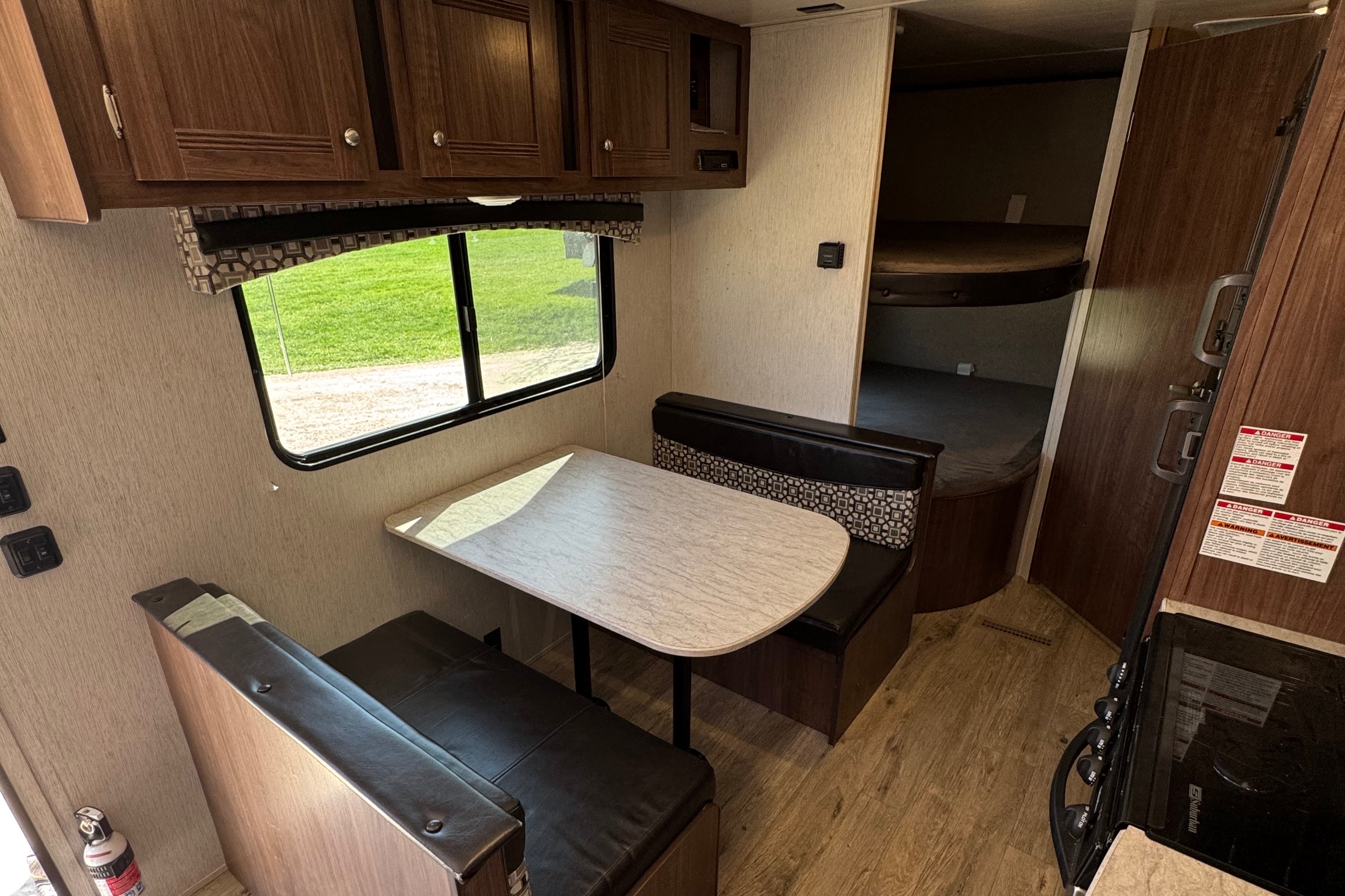 Family Friendly Heartland Prowler Lynx 25lx Travel Trailer