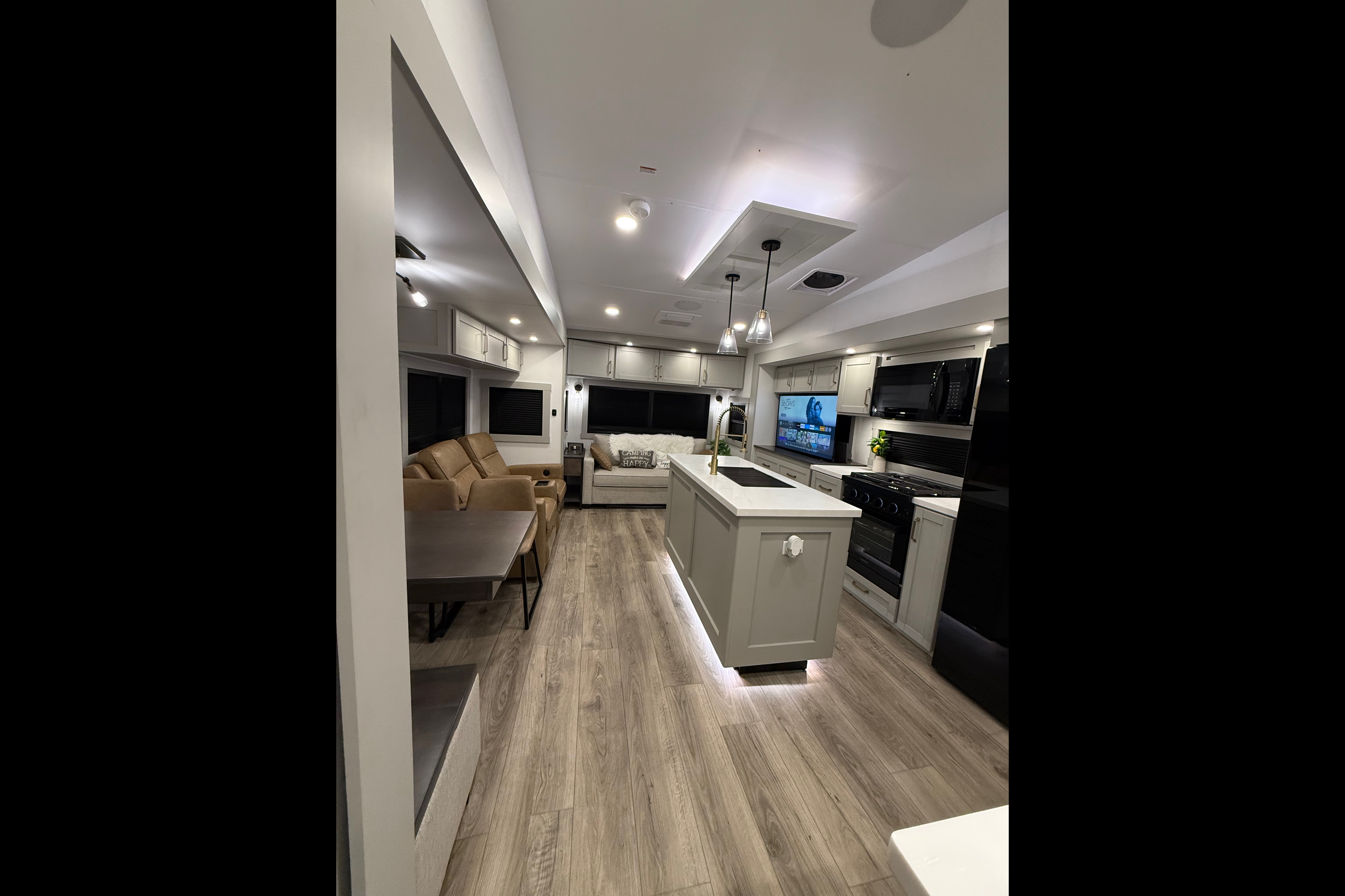 Brinkley 3610 Z Fifth Wheel
