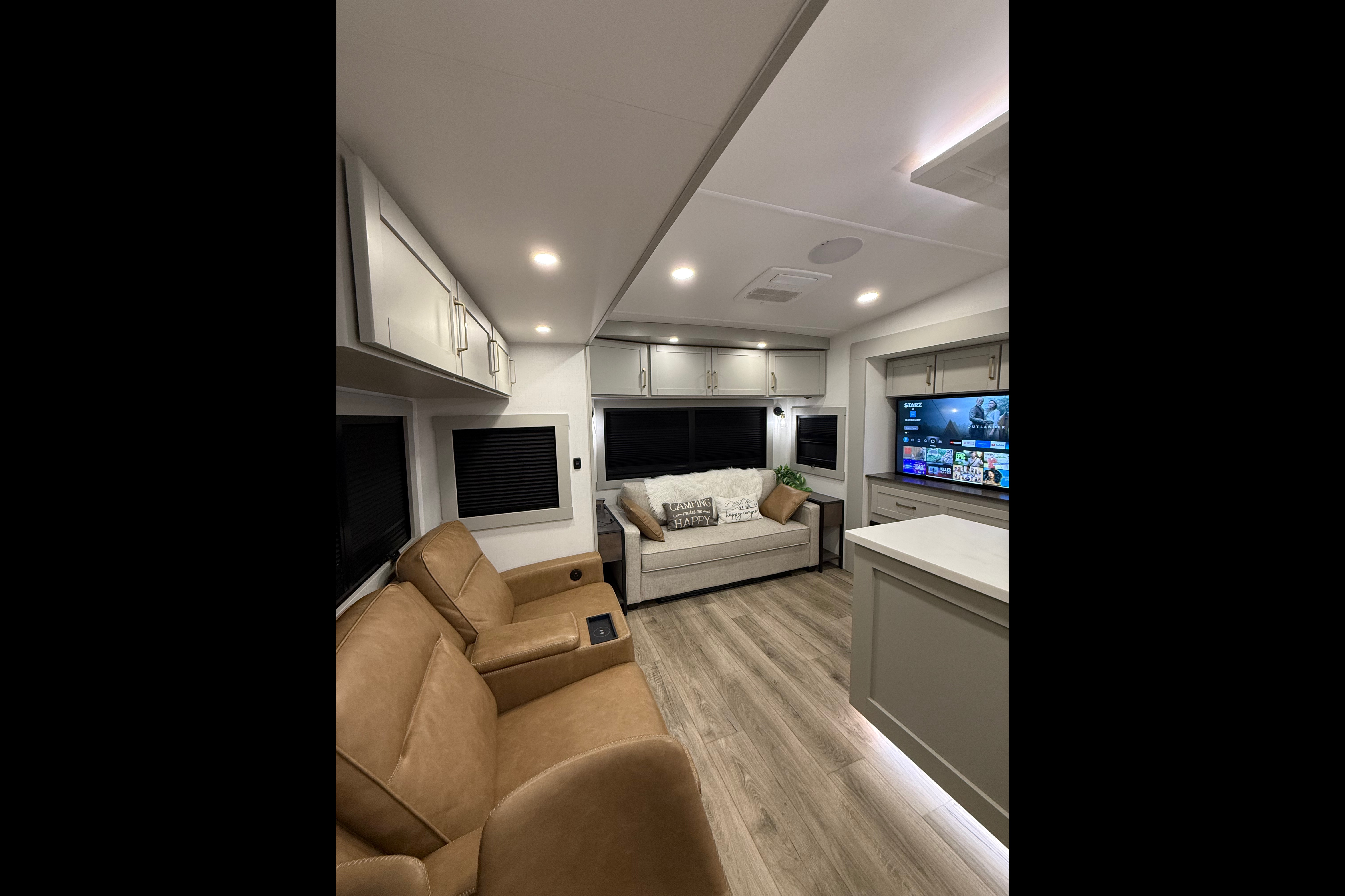 Brinkley 3610 Z Fifth Wheel