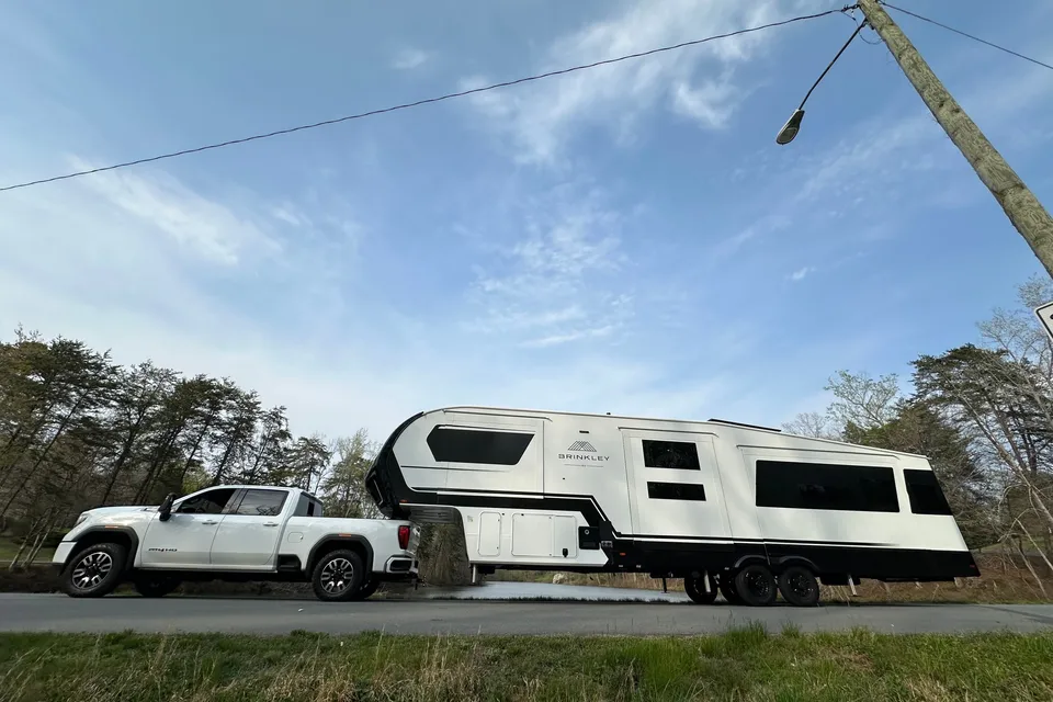 Brinkley 3610 Z Fifth Wheel