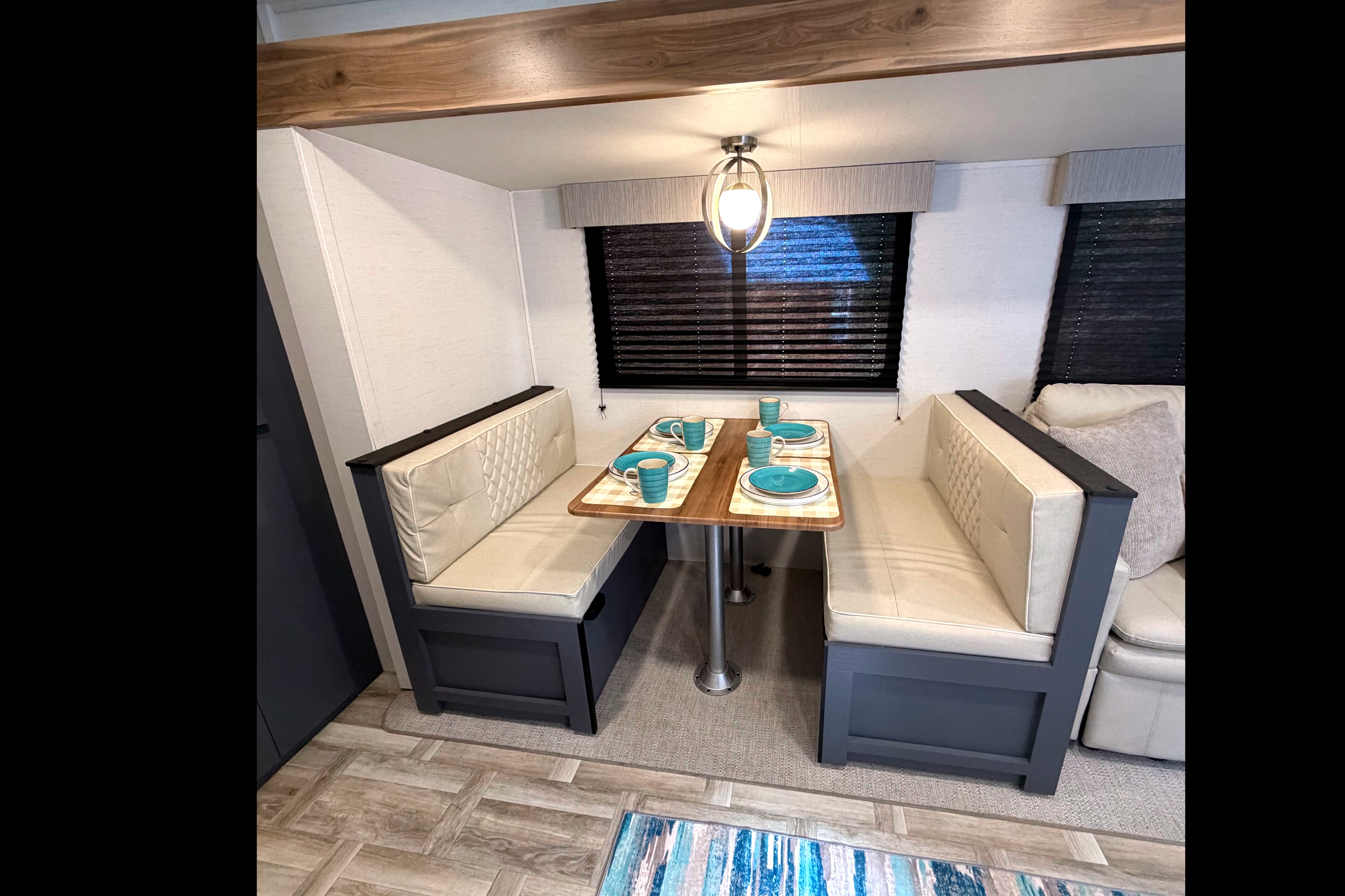 “Roomy Ryder” 2025 - Sleeps 10+ Delivered and Setup! 2 Slides! Huge Bunkroom!