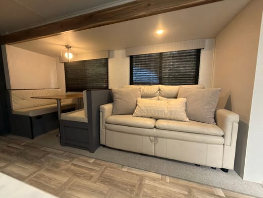 “Roomy Ryder” 2025 - Sleeps 10+ Delivered and Setup! 2 Slides! Huge Bunkroom!