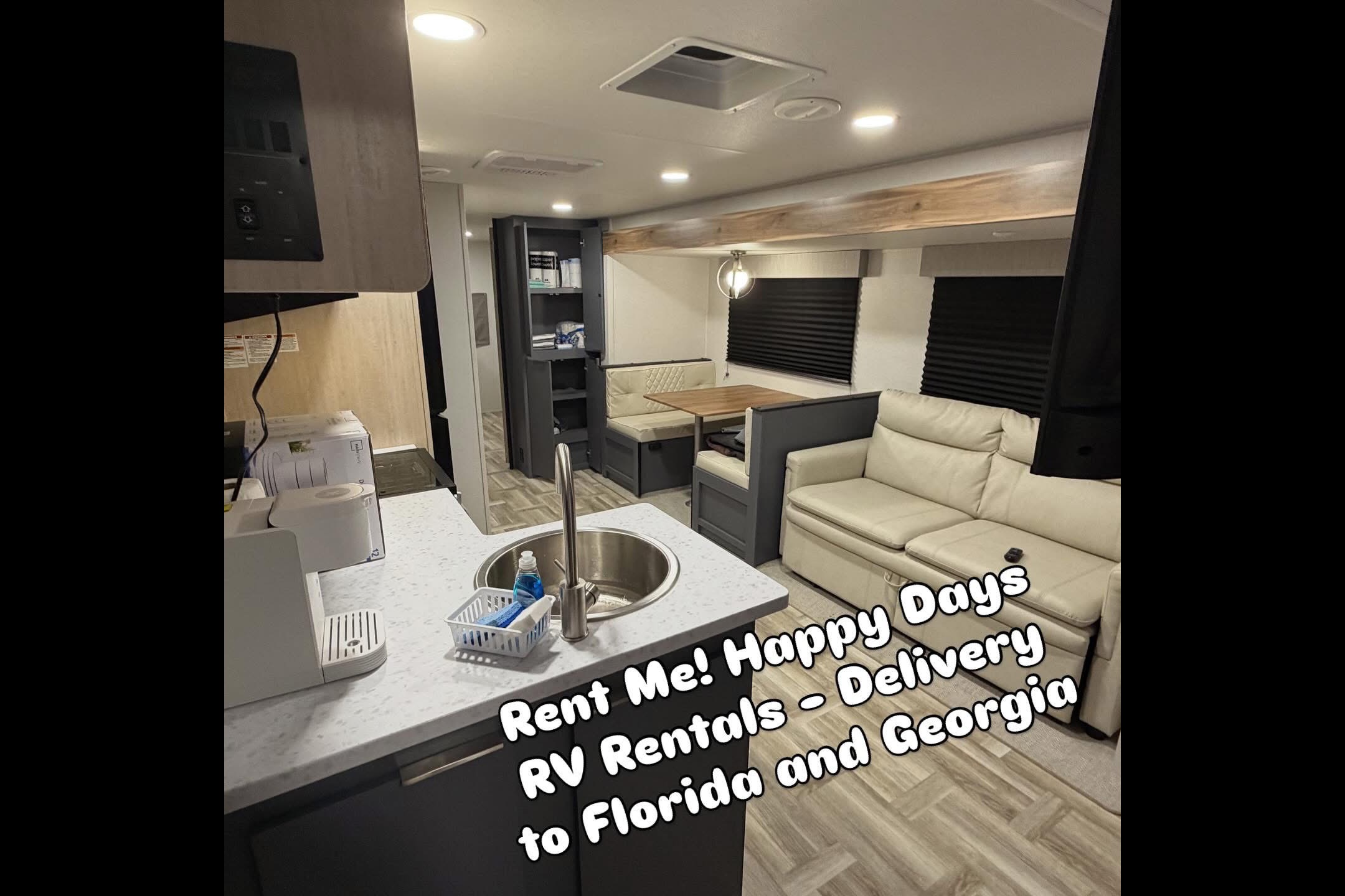 “Roomy Ryder” 2025 - Sleeps 10+ Delivered and Setup! 2 Slides! Huge Bunkroom!