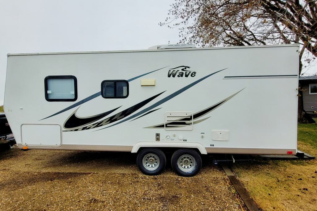 Wes's Thor Wave 25BH Travel Trailer