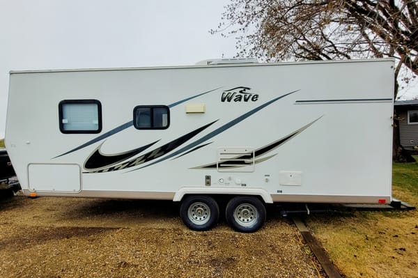 Wes's Thor Wave 25BH Travel Trailer