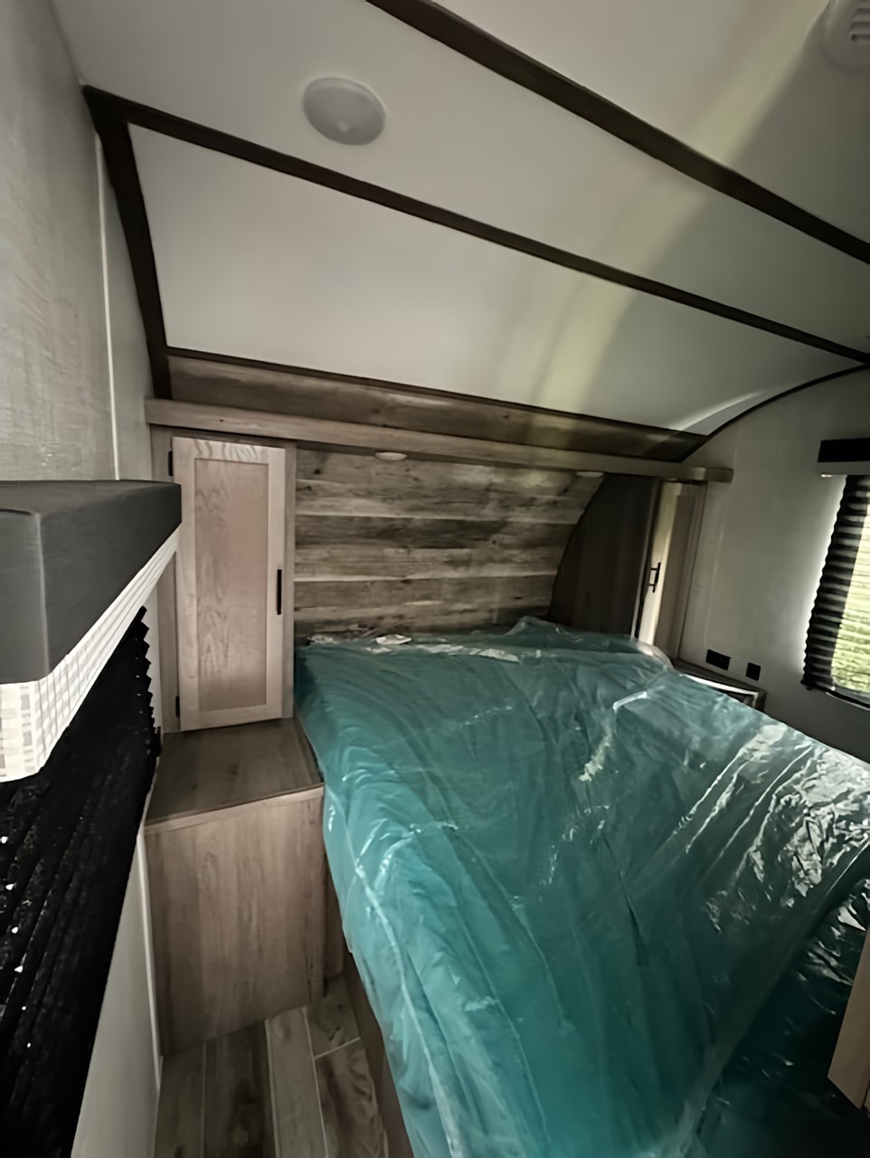 Grand River 29BHS Travel Trailer