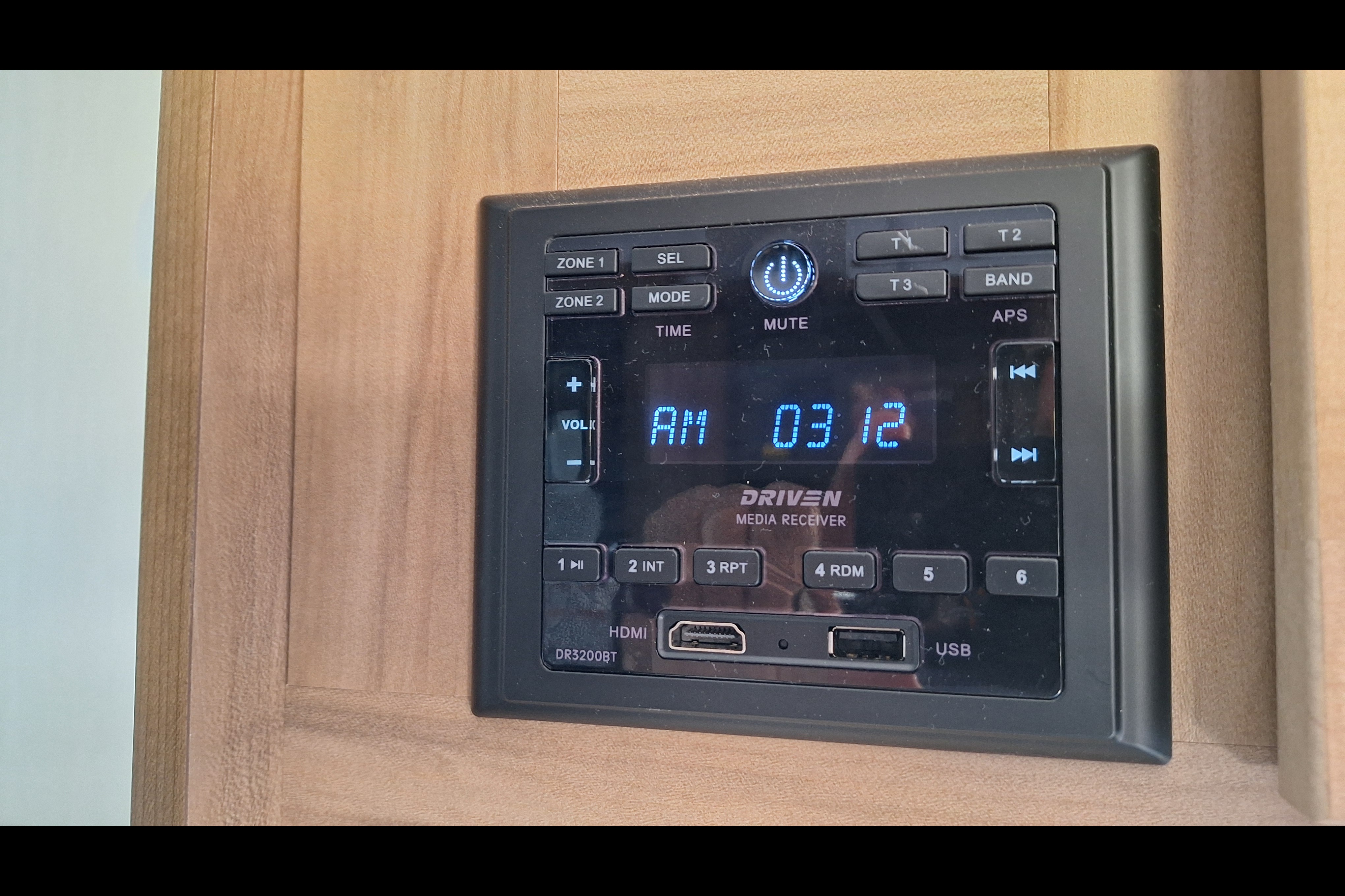 Blacky 2025 Cherokee Black Label with Solar