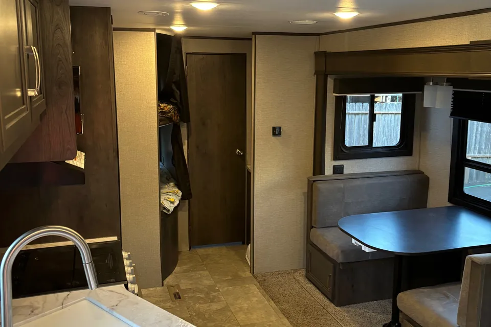 Jacob's Jayco 267BHS Rocky Mountain edition Travel Trailer