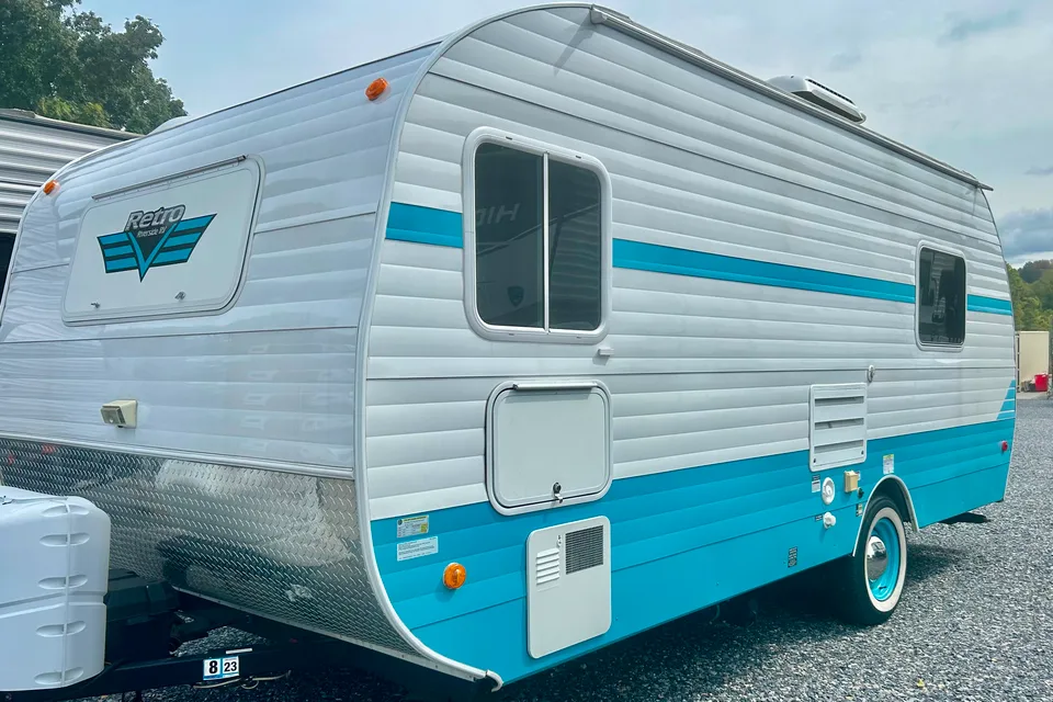 Missy's Riverside RV C Toy Hauler