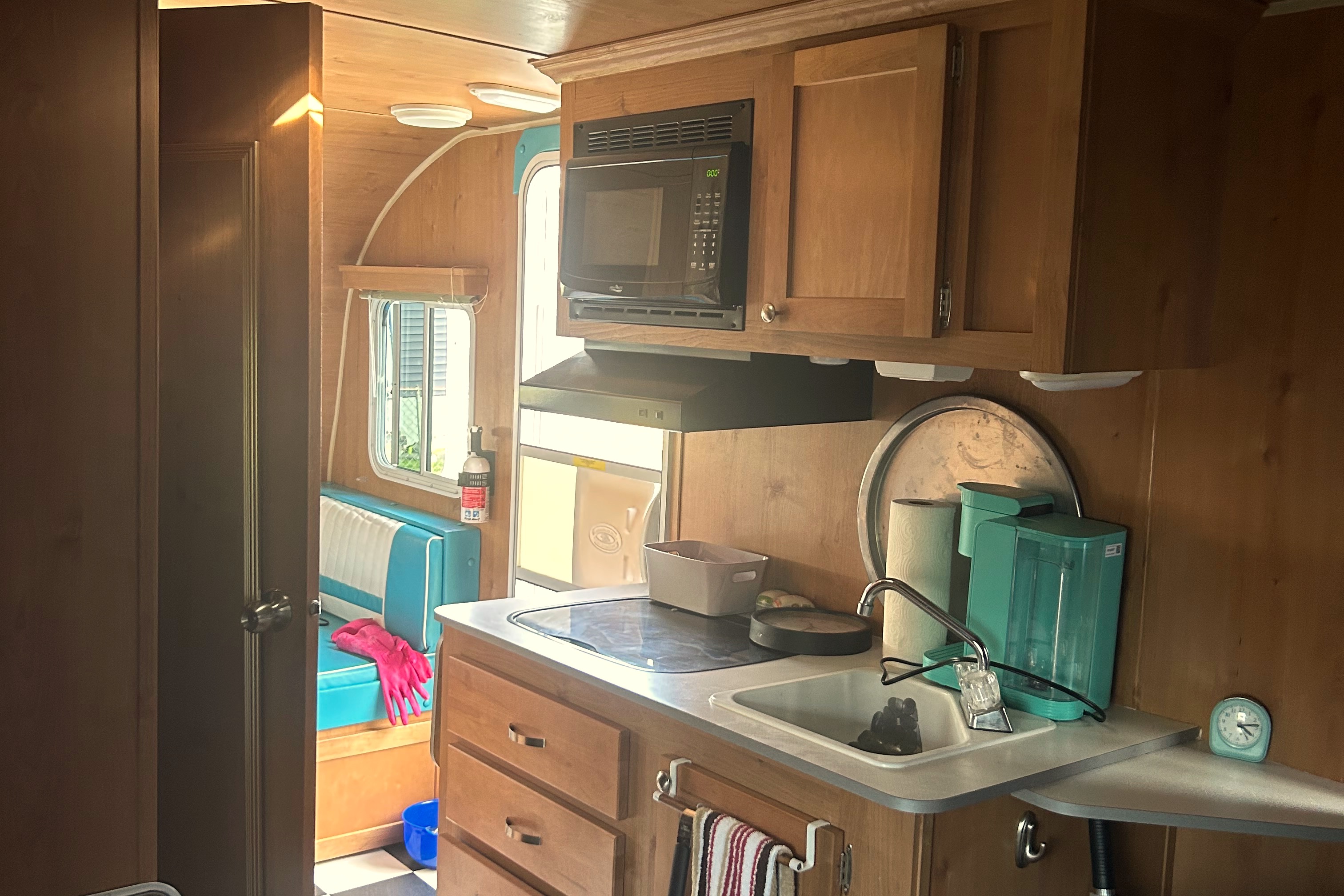 Missy's Riverside RV C Toy Hauler
