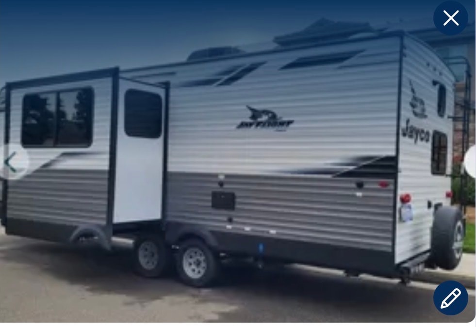 Ian's Jayco SLX Travel Trailer