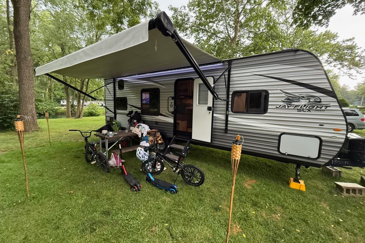 Susan's Jayco Jay Flight SLX Travel Trailer