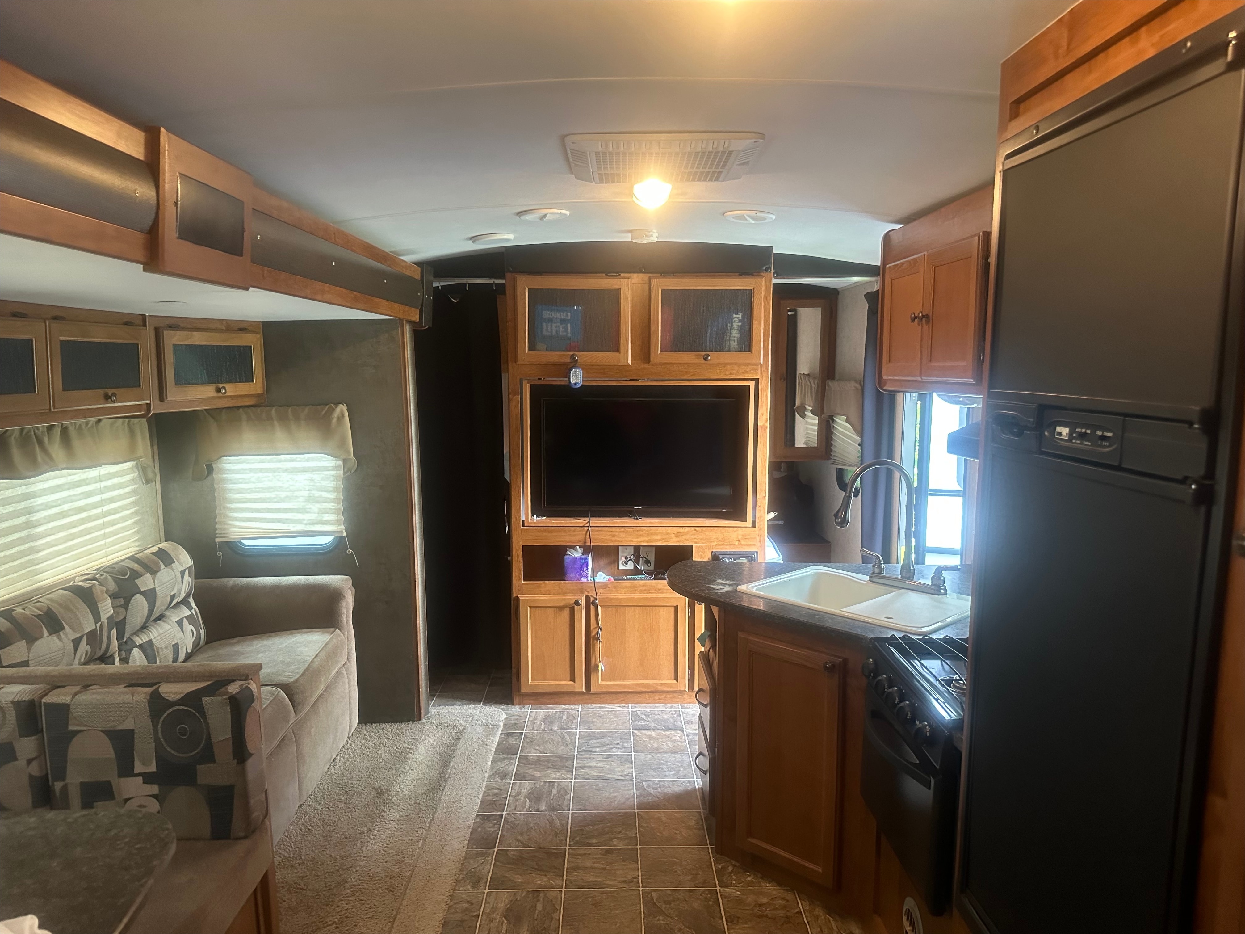 Gonzales Heartland Wilderness Travel Trailer