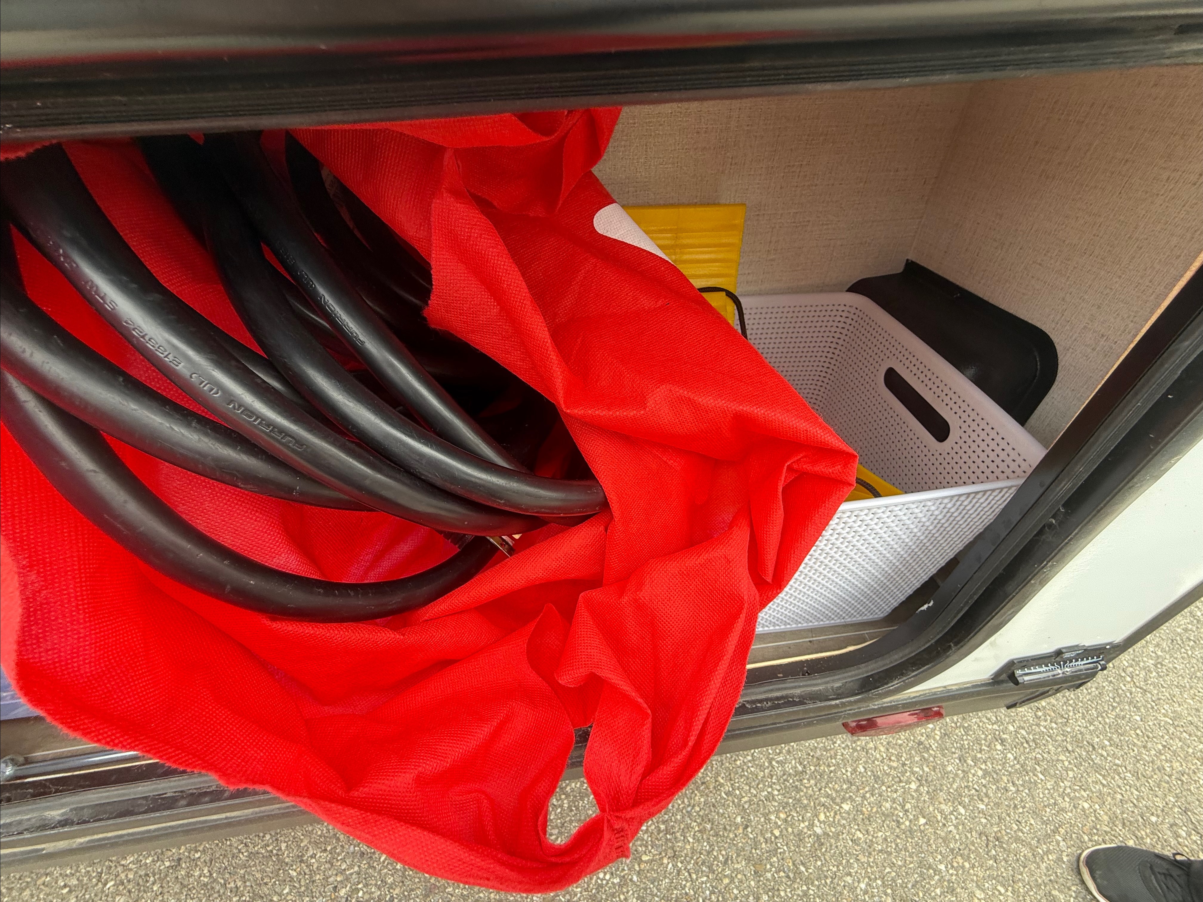 Brand new lightweight Glamping unit for 2 adults (+2kids)