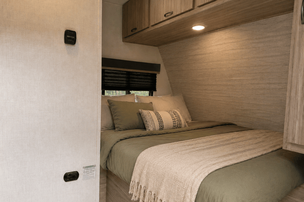 Brand new lightweight Glamping unit for 2 adults (+2kids)
