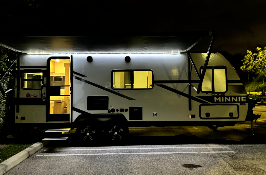 2024 Winnebago Micro Minnie Travel Trailer