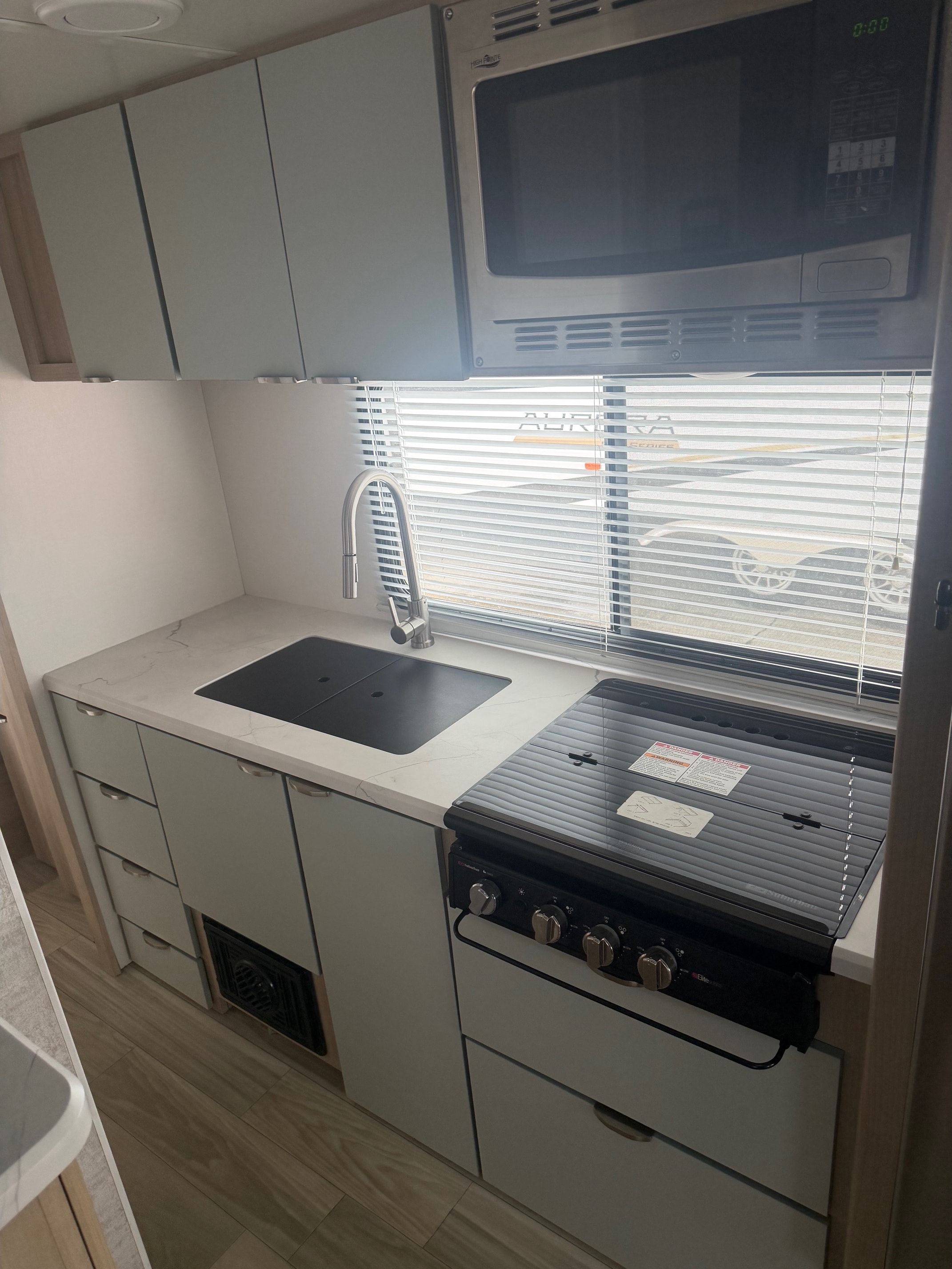 2024 Winnebago Micro Minnie Travel Trailer