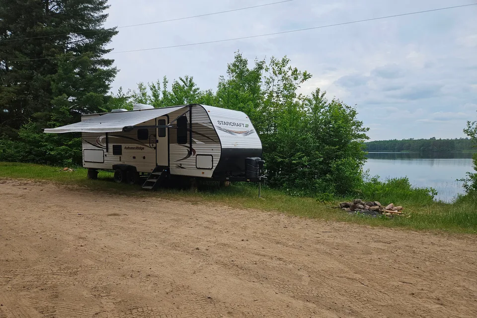 The Getaway with Curtis's Starcraft Autumridge Travel Trailer