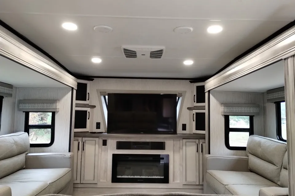 OBX Beach Glamping Camper1