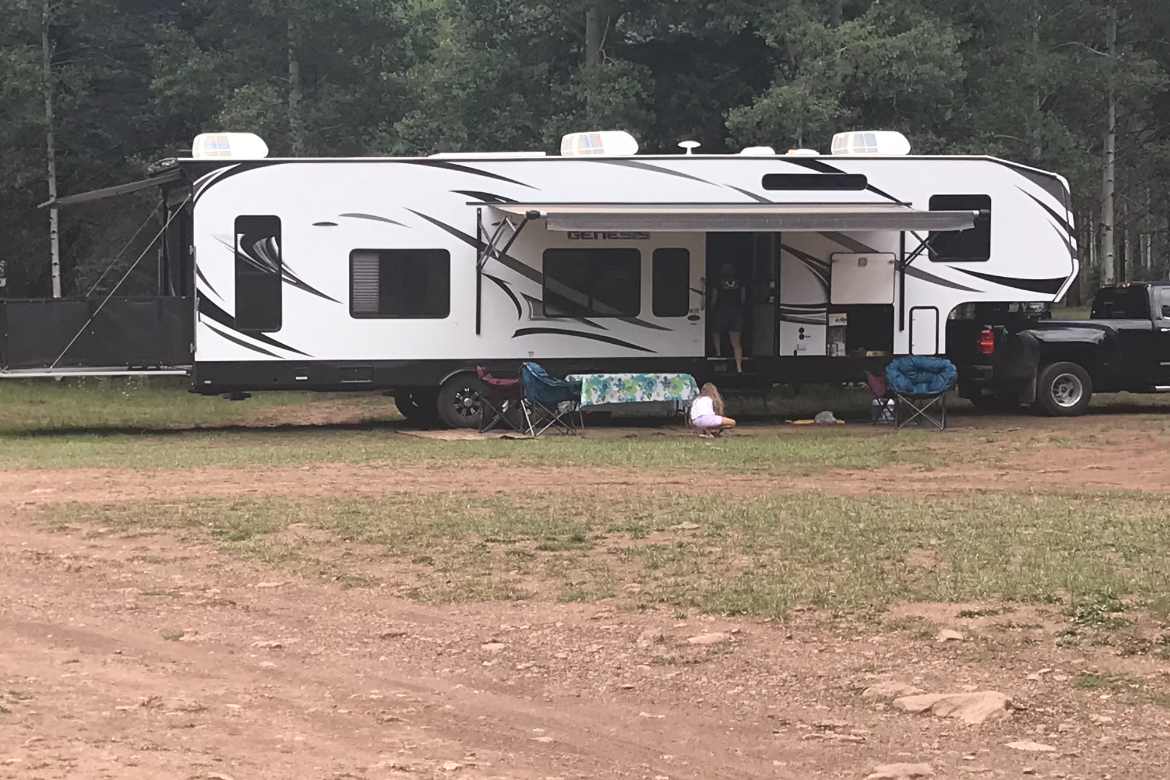 Ewa's Genesis Supreme Rv genesis supreme Fifth Wheel