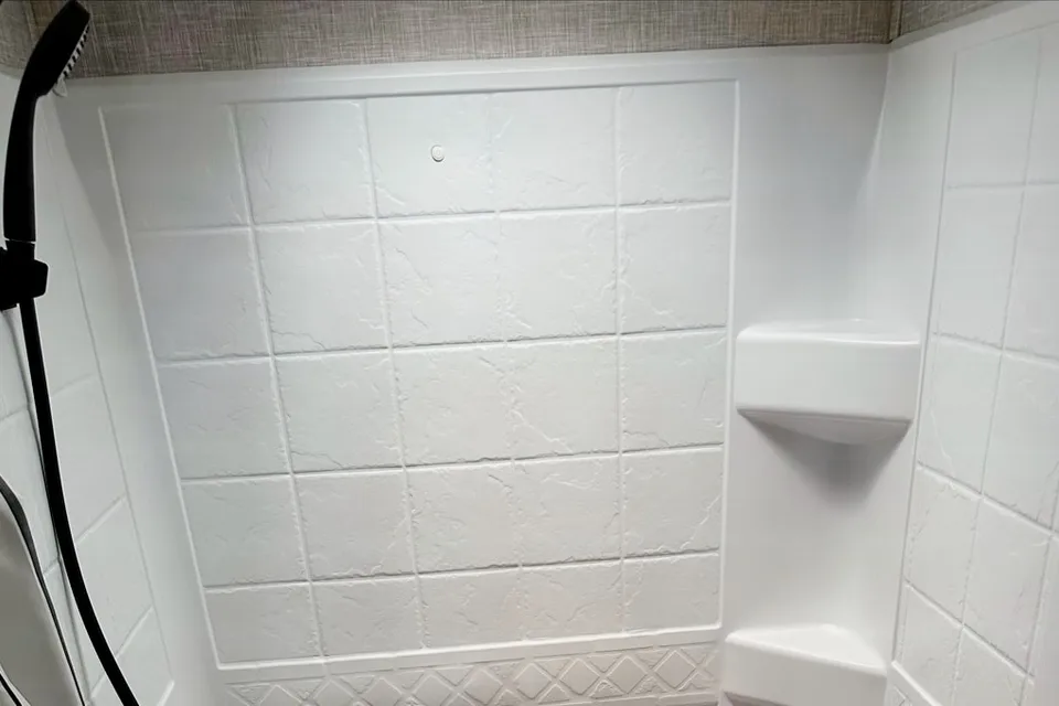 Mockingbird Rentals: Highland Ridge RV Open Range 26BHS Travel Trailer