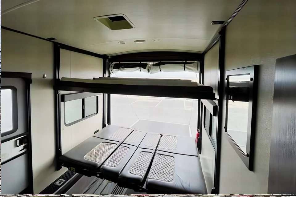 Traci's Heartland Torque T30 Toy Hauler