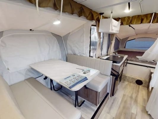 DANIEL's Forest River Rockwood Esp 2318 Tent Trailer