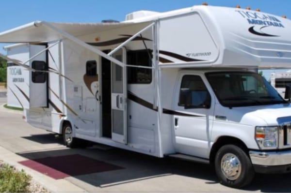 Jeff n Laura’s Fleetwood Tioga Montara