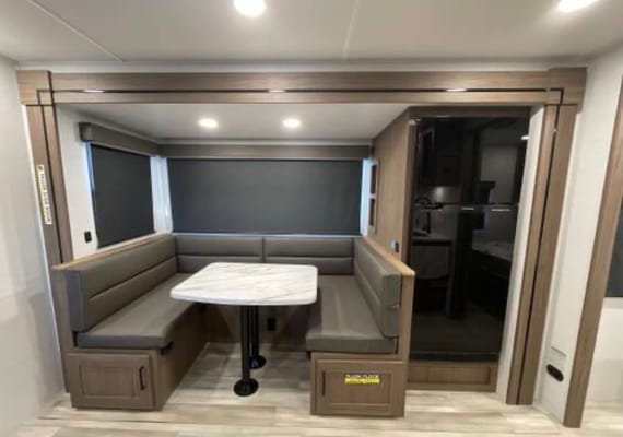 Classy Alliance RV Delta 251BH Travel Trailer LOADED