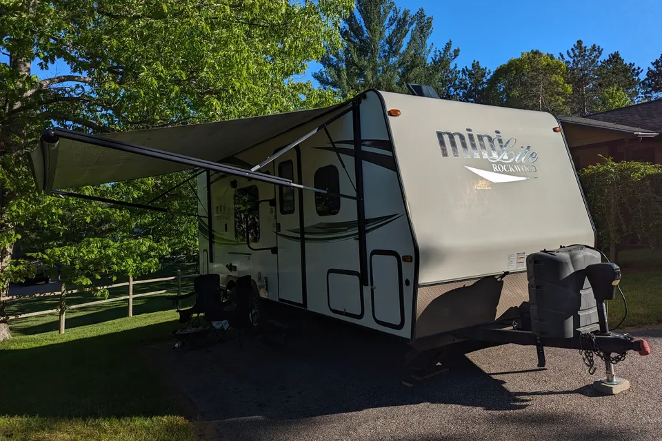 Thomas' Forest River Rockwood Mini Lite Travel Trailer