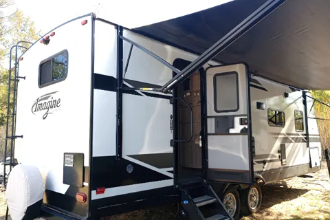 Olivia's Grand Design Imagine 2600RB Travel Trailer