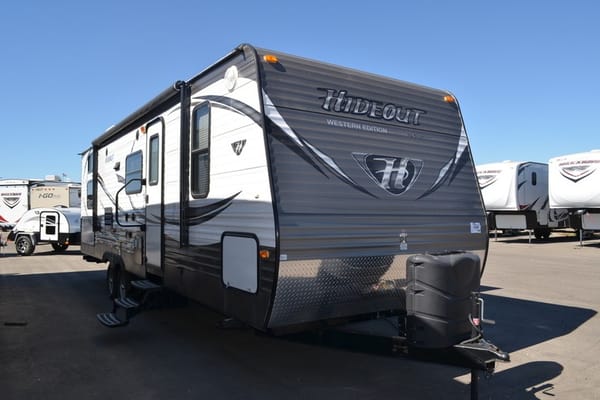 Keystone Hideout Western 28BHS Travel Trailer