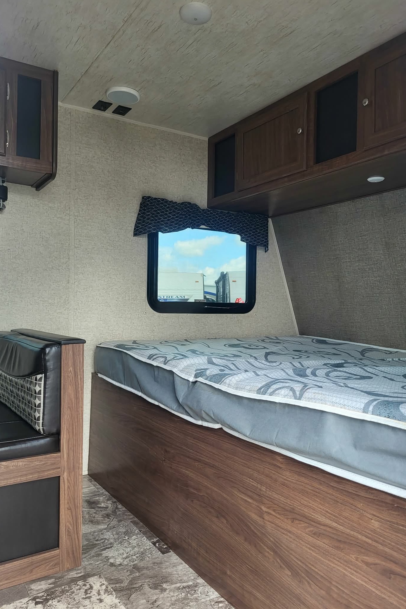Paul's Heartland Pioneer 17bh Micro Trailer