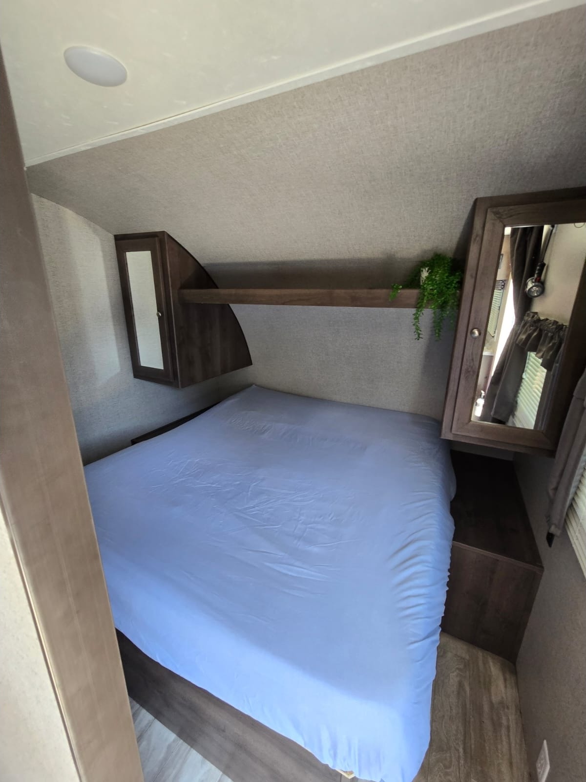 John's Shasta Oasis Travel Trailer