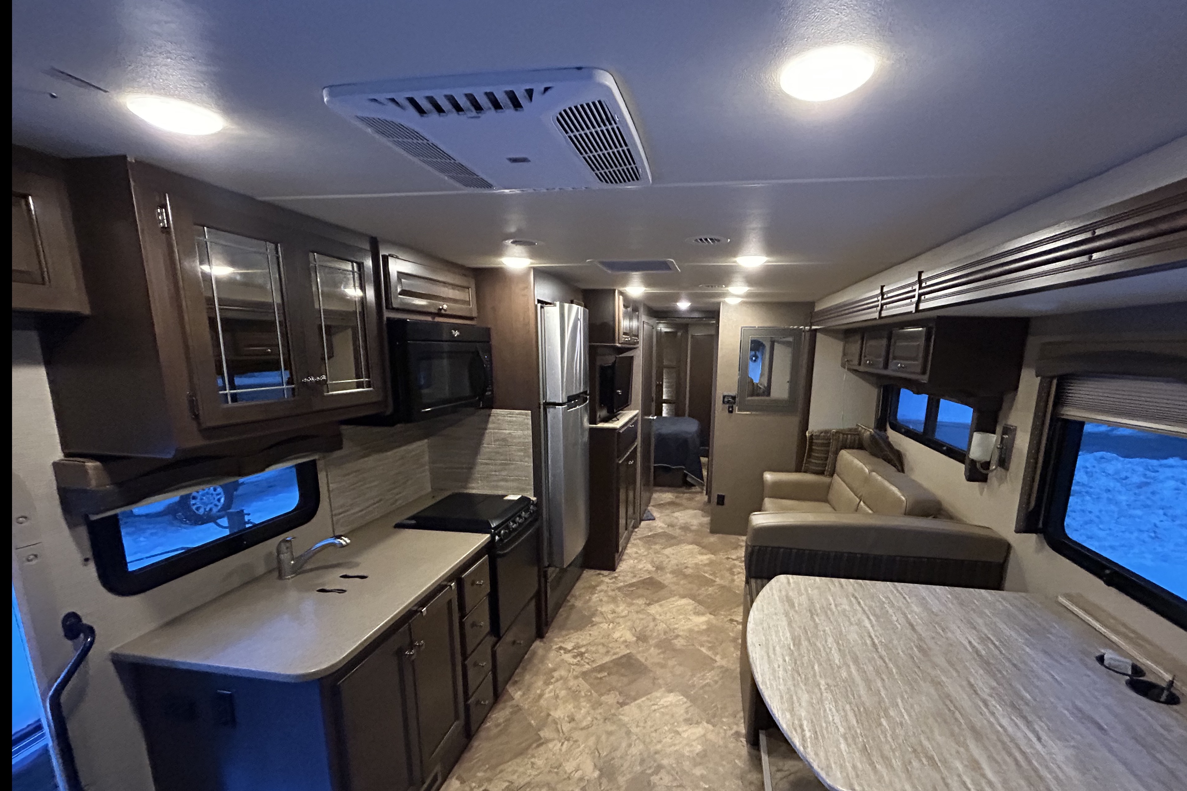 Mike’s Thor Windsport Class A Motor coach