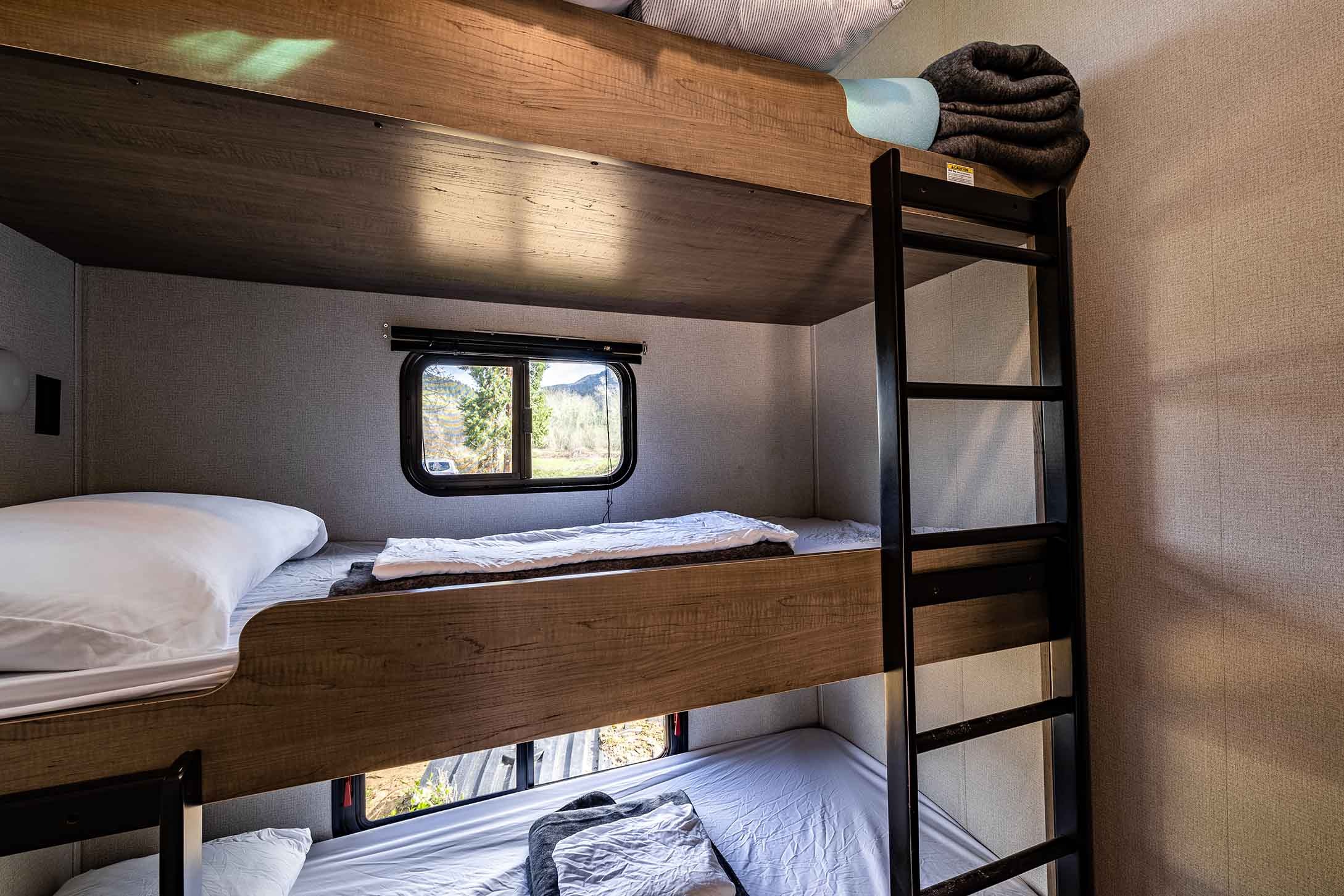 Austin's Keystone Hideout Fifth Wheel