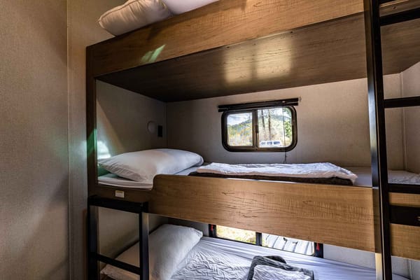 Austin's Keystone Hideout Fifth Wheel