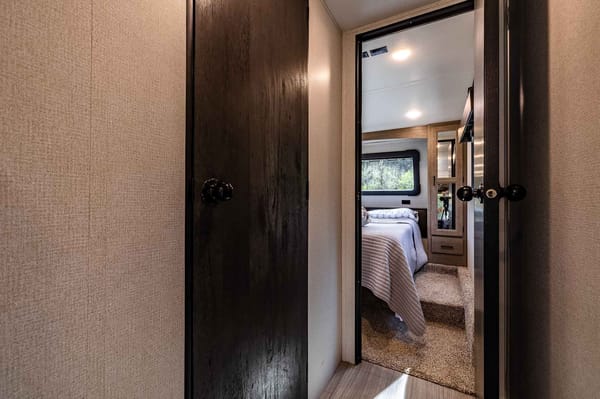 Austin's Keystone Hideout Fifth Wheel
