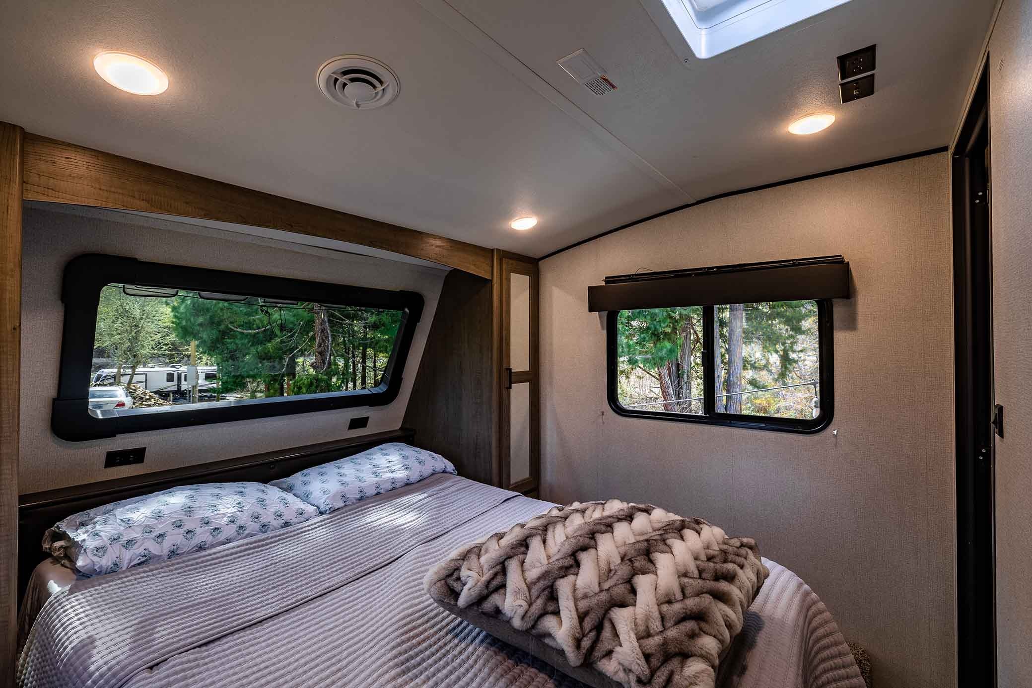 Austin's Keystone Hideout Fifth Wheel