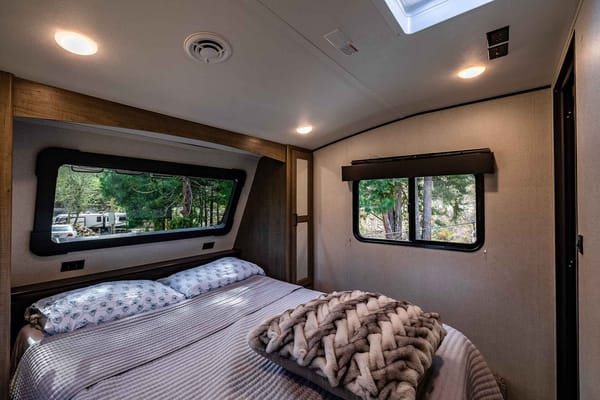 Austin's Keystone Hideout Fifth Wheel