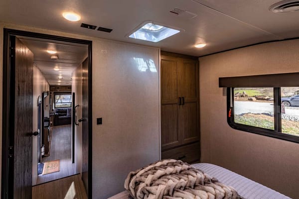 Austin's Keystone Hideout Fifth Wheel