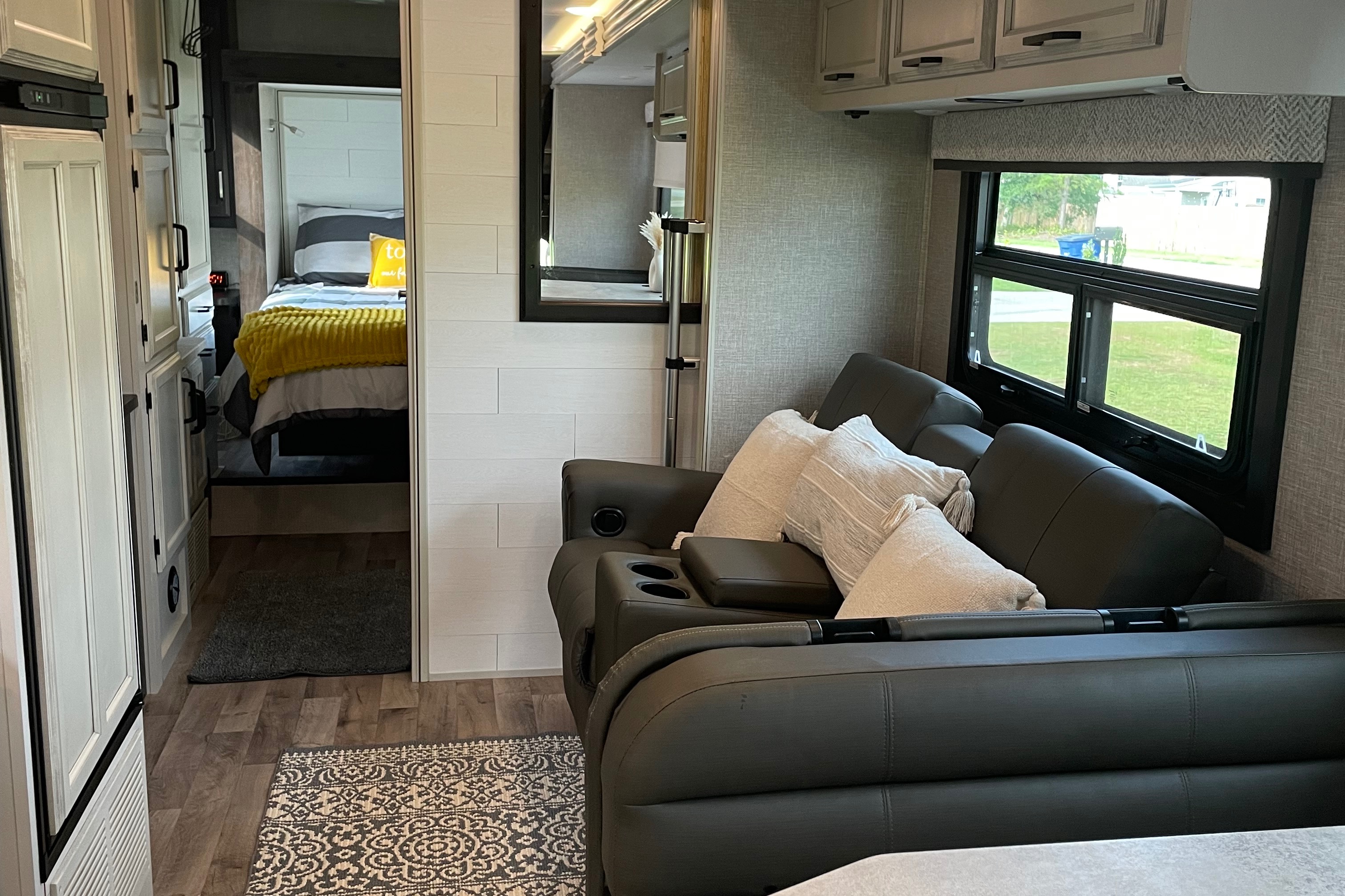 Ustacyia's Jayco Greyhawk 30Z Class C