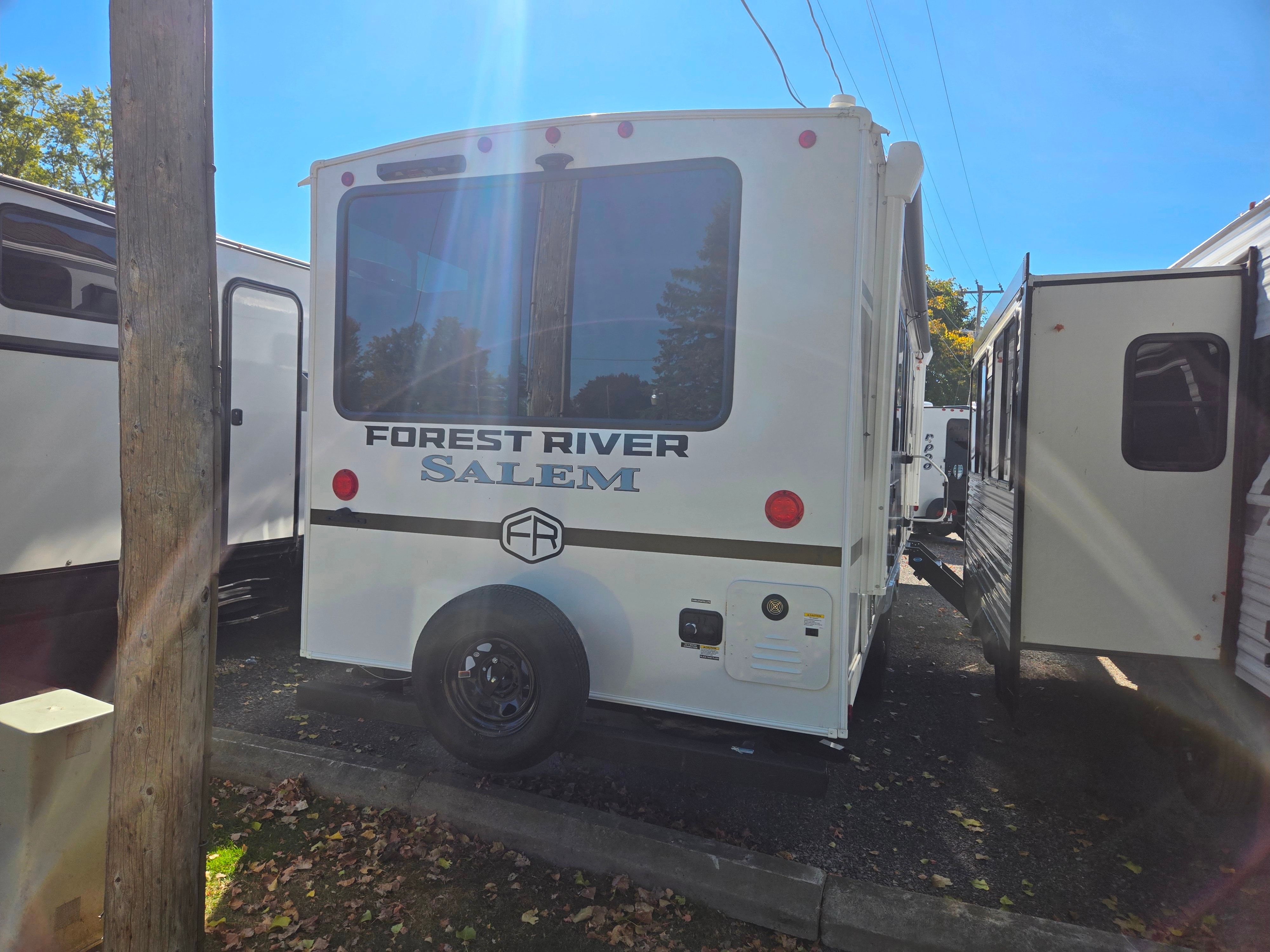 CalvinAngela's Salem View Travel Trailer