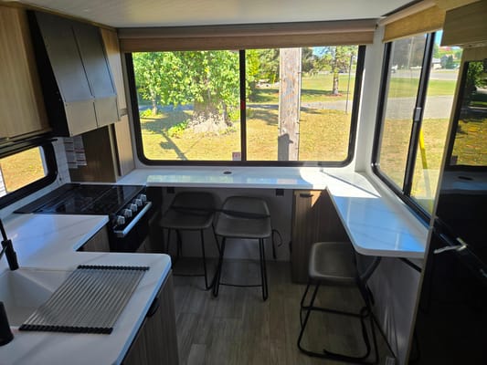 CalvinAngela's Salem View Travel Trailer