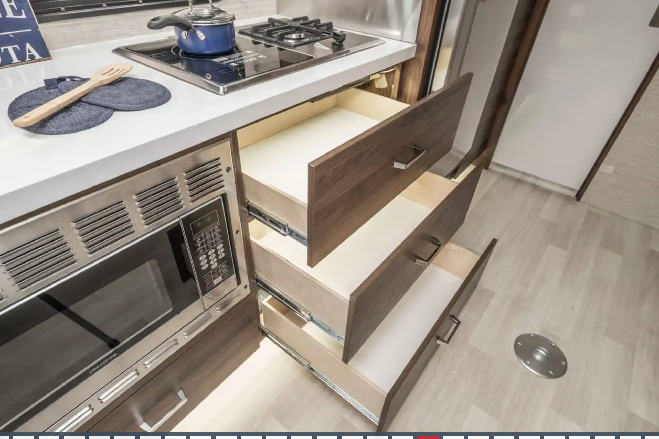 2022 Winnebago View 