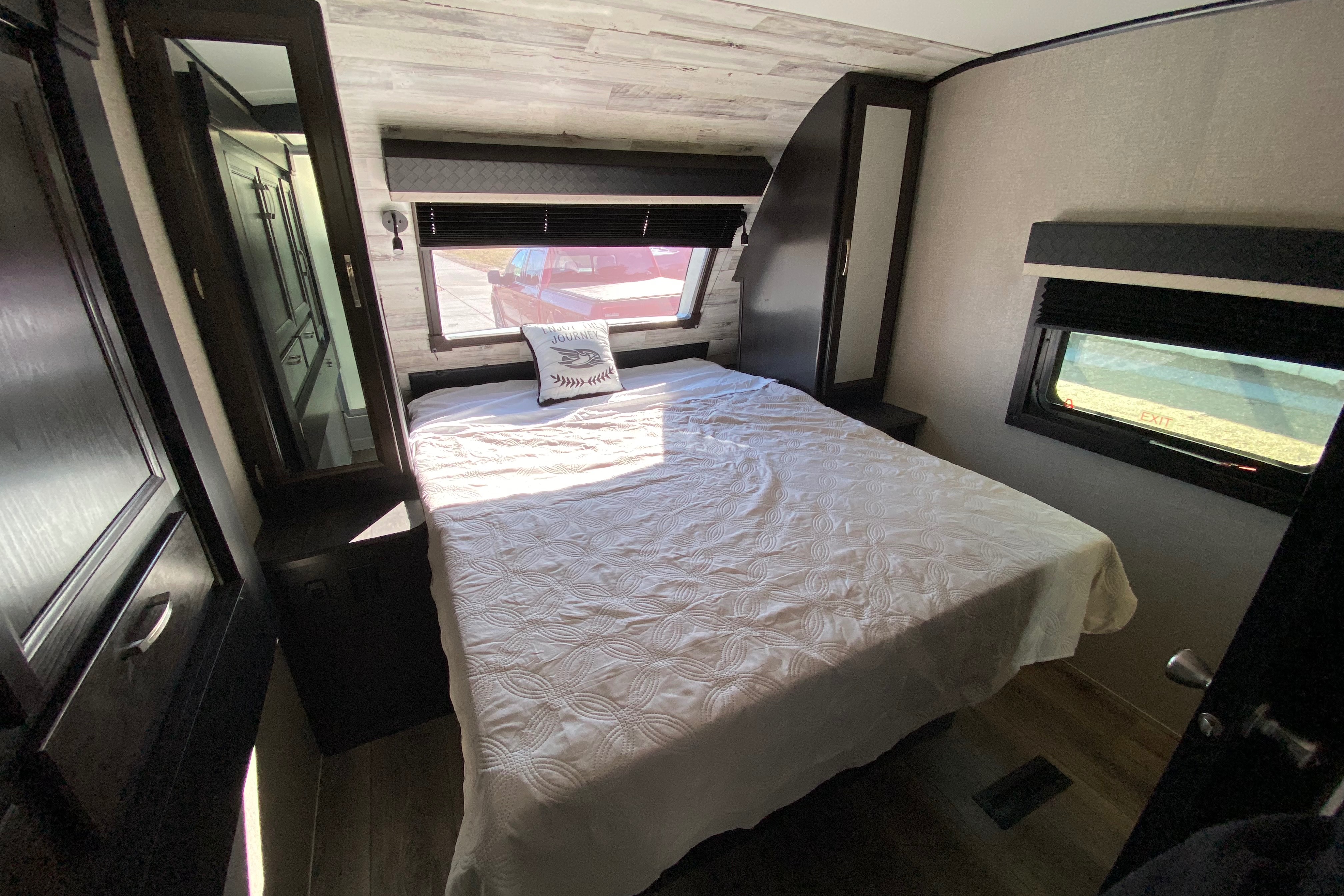 Spacious Glamping_Sleeps 4_